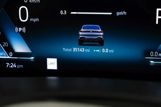 2025 BMW X6 xDrive40i