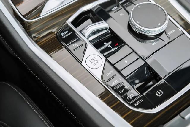2025 BMW X6 xDrive40i