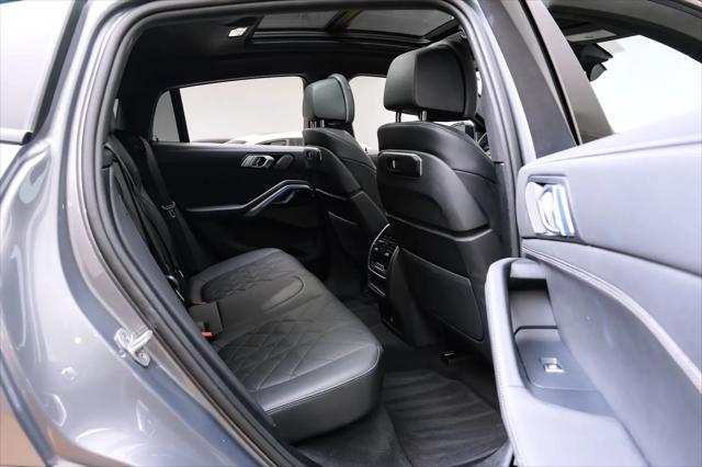 2025 BMW X6 xDrive40i