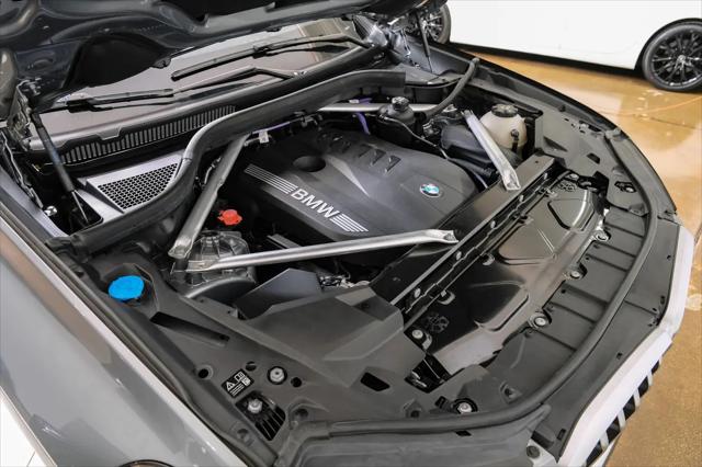 2025 BMW X6 xDrive40i