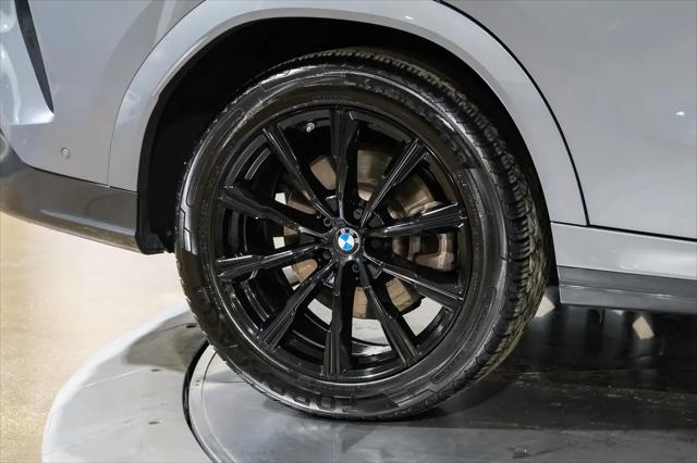 2025 BMW X6 xDrive40i