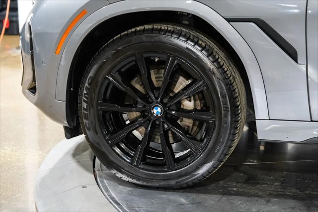 2025 BMW X6 xDrive40i