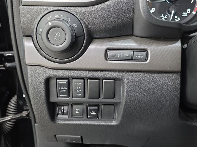 2023 Nissan Titan Crew Cab PRO-4X 4x4