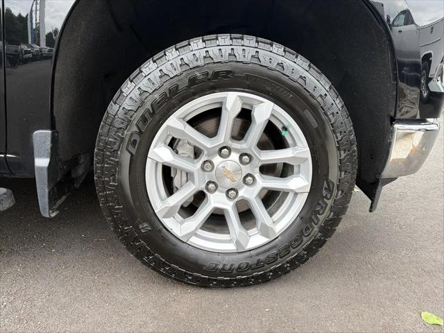 2023 Chevrolet Silverado 1500 4WD Crew Cab Standard Bed LT