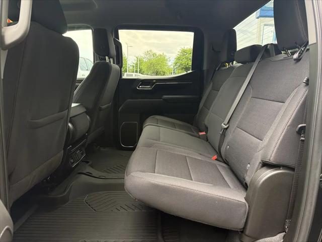2023 Chevrolet Silverado 1500 4WD Crew Cab Standard Bed LT