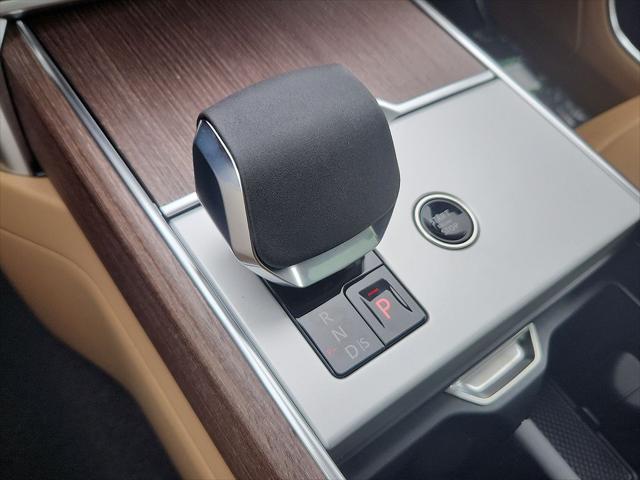 2026 Land Rover Range Rover P400 SE 7 Seat