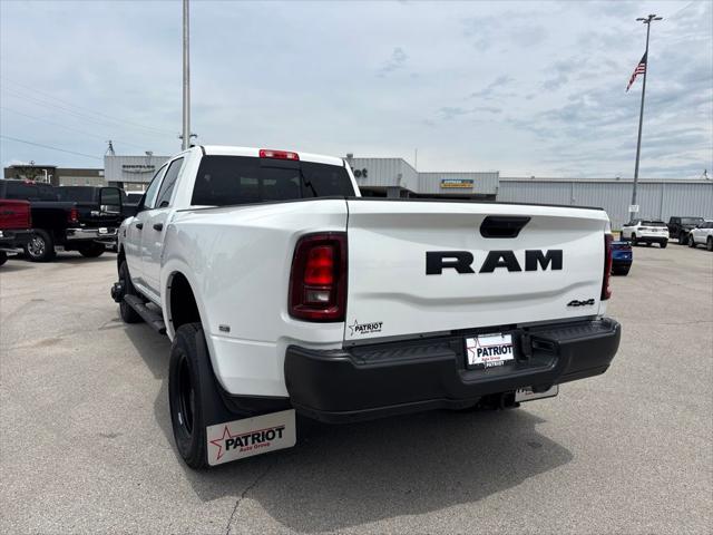 2026 Ram 3500 Tradesman Crew Cab 4x4 8 Box