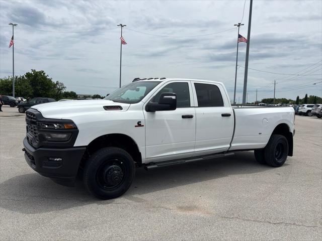 2026 Ram 3500 Tradesman Crew Cab 4x4 8 Box