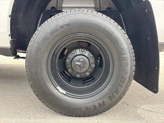 2026 Ram 3500 Tradesman Crew Cab 4x4 8 Box