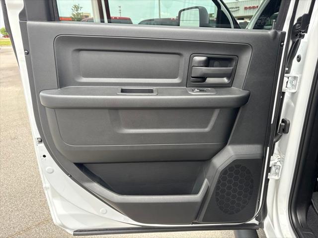2026 Ram 3500 Tradesman Crew Cab 4x4 8 Box