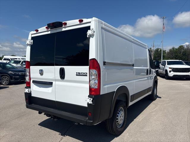 2026 Ram ProMaster Cargo Van Tradesman Low Roof 136" WB w/Pass Seat