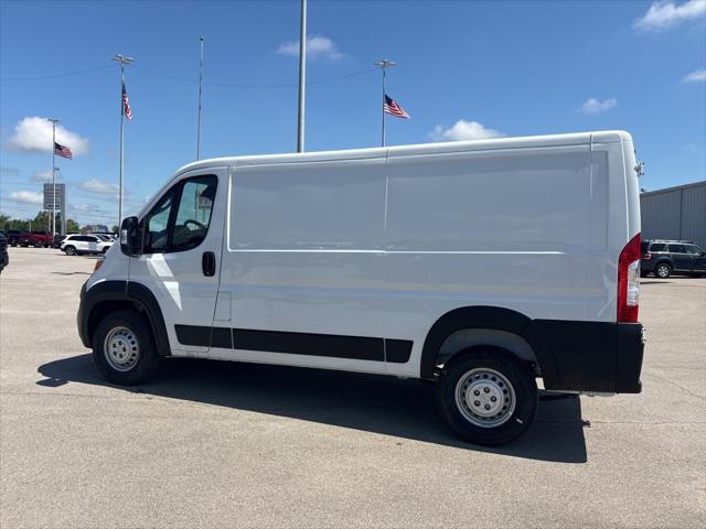 2026 Ram ProMaster Cargo Van Tradesman Low Roof 136" WB w/Pass Seat
