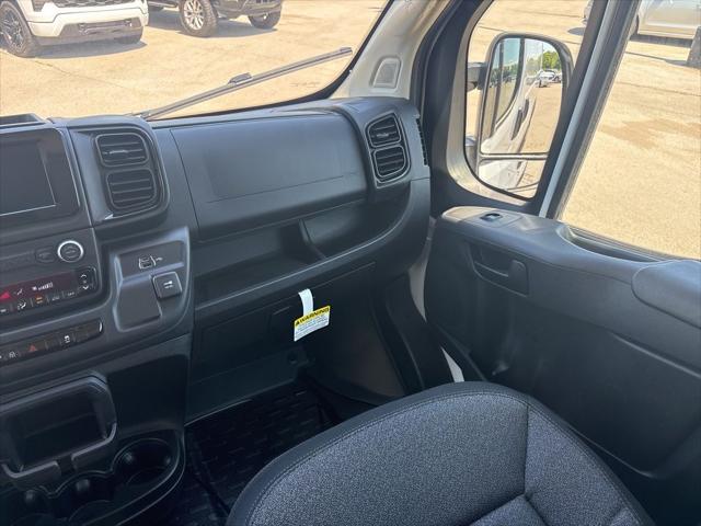 2026 Ram ProMaster Cargo Van Tradesman Low Roof 136" WB w/Pass Seat