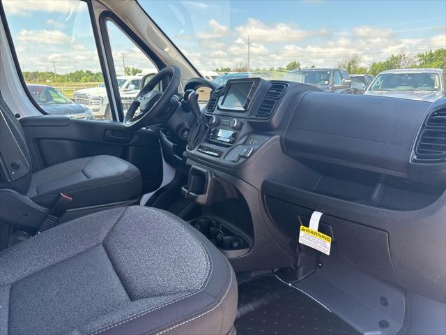 2026 Ram ProMaster Cargo Van Tradesman Low Roof 136" WB w/Pass Seat