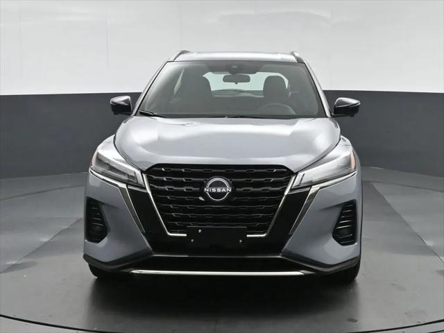 2023 Nissan Kicks SR Xtronic CVT