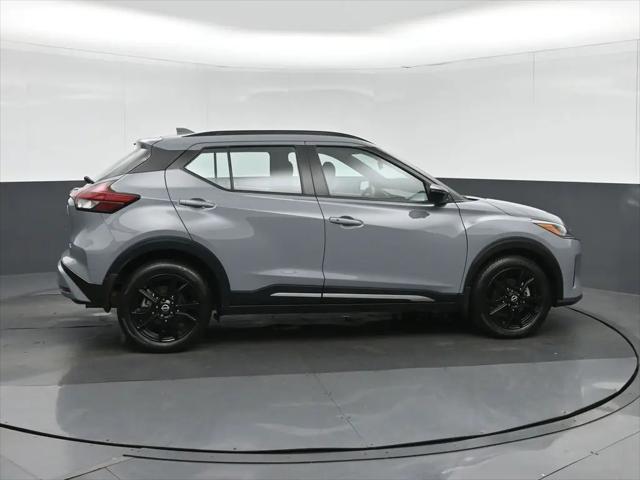 2023 Nissan Kicks SR Xtronic CVT