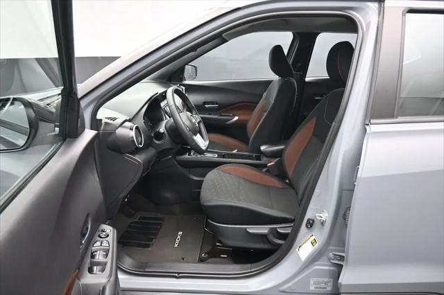 2023 Nissan Kicks SR Xtronic CVT