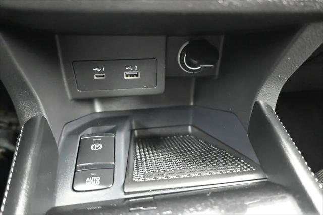 2023 Nissan Kicks SR Xtronic CVT