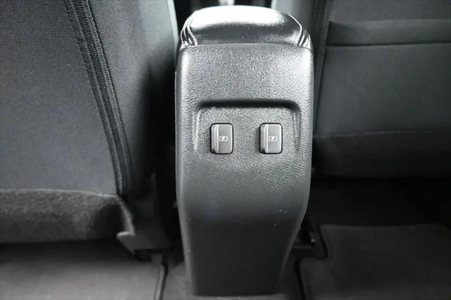 2023 Nissan Kicks SR Xtronic CVT