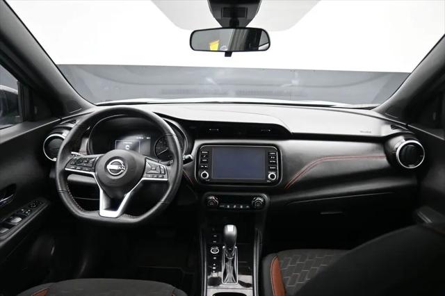 2023 Nissan Kicks SR Xtronic CVT