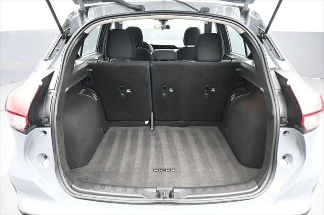 2023 Nissan Kicks SR Xtronic CVT