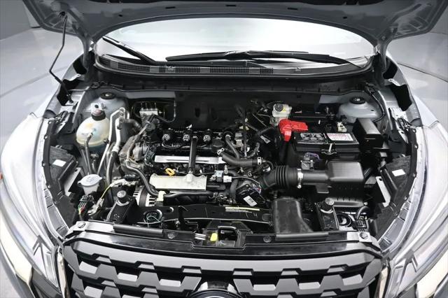 2023 Nissan Kicks SR Xtronic CVT