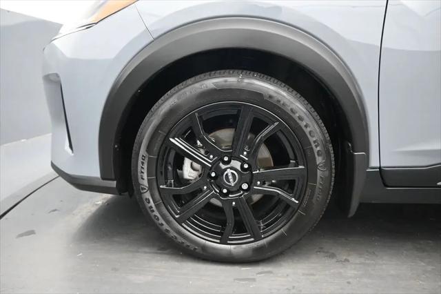 2023 Nissan Kicks SR Xtronic CVT