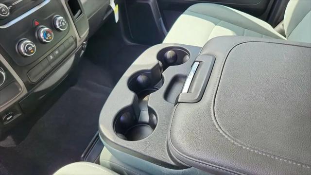 2018 Ram 1500 Tradesman Crew Cab 4x2 5'7" Box
