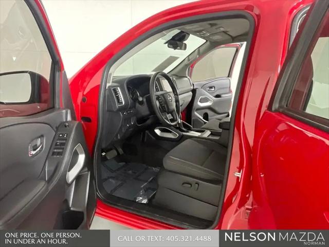 2022 Nissan Frontier Crew Cab SV 4x2