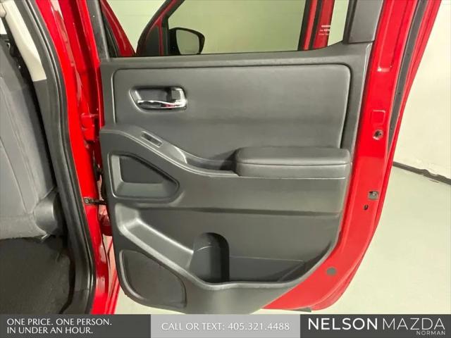 2022 Nissan Frontier Crew Cab SV 4x2