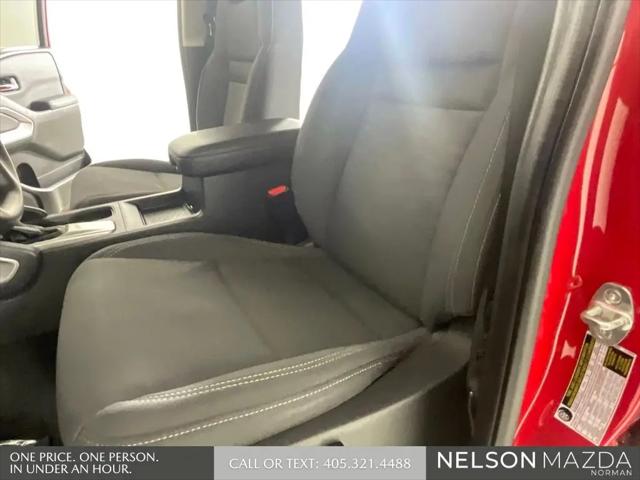 2022 Nissan Frontier Crew Cab SV 4x2