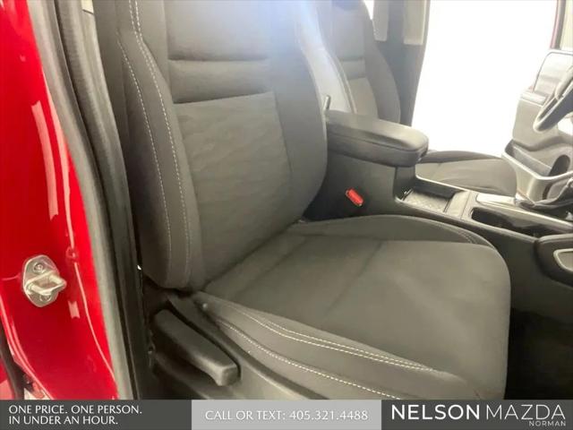 2022 Nissan Frontier Crew Cab SV 4x2