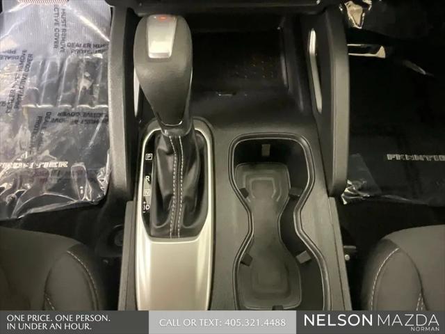 2022 Nissan Frontier Crew Cab SV 4x2