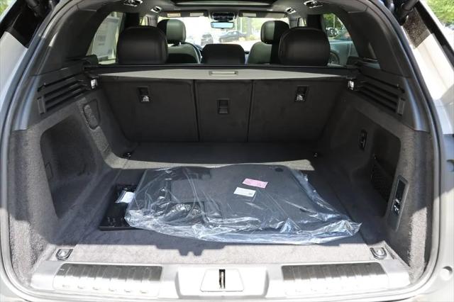 2026 Land Rover Range Rover Sport P400 Dynamic SE