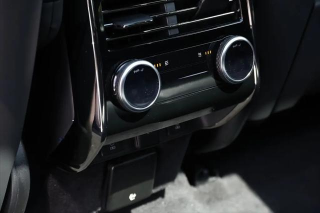 2026 Land Rover Range Rover Sport P400 Dynamic SE