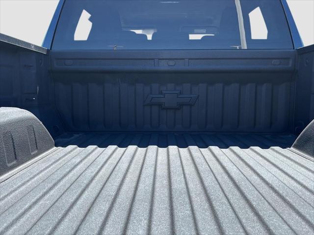 2022 Chevrolet Silverado 1500 4WD Crew Cab Short Bed RST