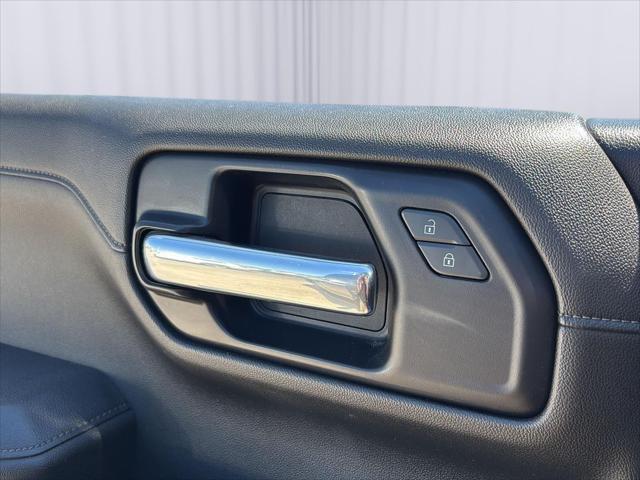 2022 Chevrolet Silverado 1500 4WD Crew Cab Short Bed RST