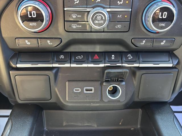 2022 Chevrolet Silverado 1500 4WD Crew Cab Short Bed RST
