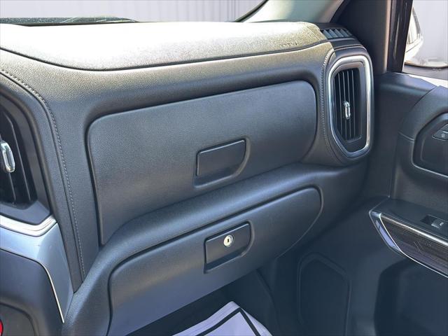 2022 Chevrolet Silverado 1500 4WD Crew Cab Short Bed RST