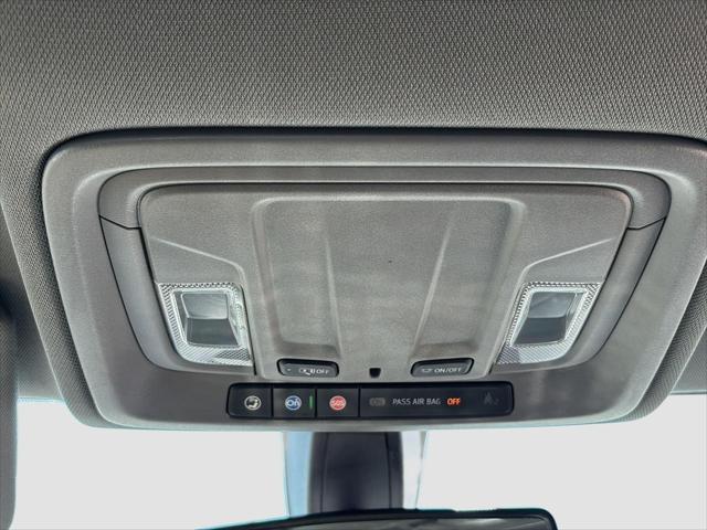 2022 Chevrolet Silverado 1500 4WD Crew Cab Short Bed RST