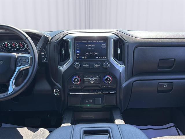 2022 Chevrolet Silverado 1500 4WD Crew Cab Short Bed RST