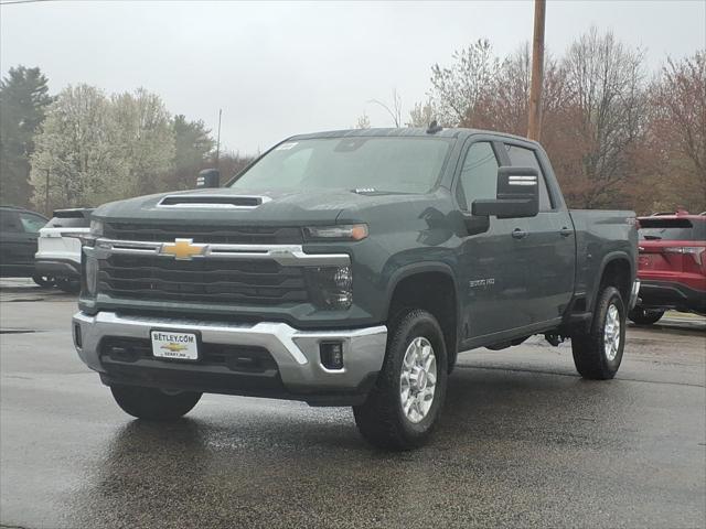 2026 Chevrolet Silverado 3500HD Crew Cab, Standard Bed, LT, 4WD