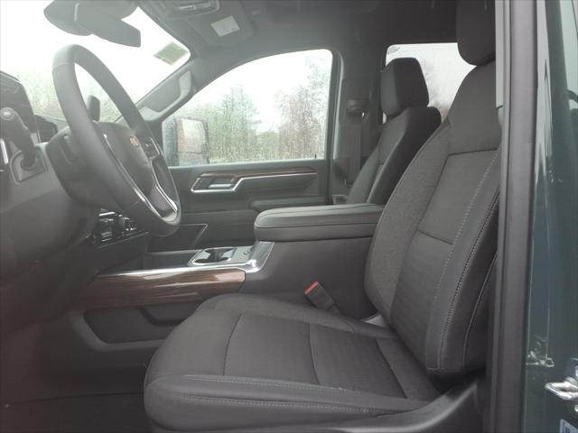 2026 Chevrolet Silverado 3500HD Crew Cab, Standard Bed, LT, 4WD