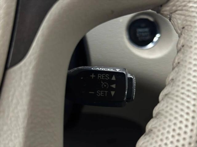2014 Toyota Sienna XLE V6 8 Passenger