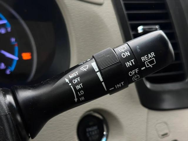 2014 Toyota Sienna XLE V6 8 Passenger