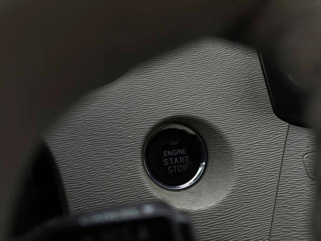 2014 Toyota Sienna XLE V6 8 Passenger