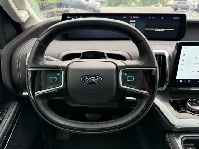 2025 Ford Expedition Platinum MAX