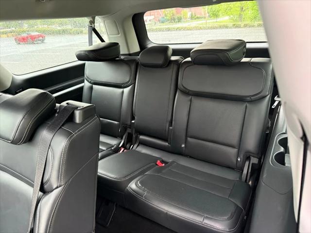 2025 Ford Expedition Platinum MAX