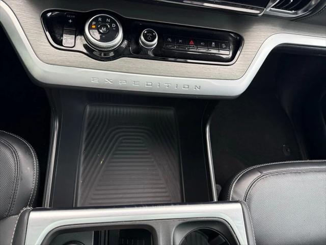 2025 Ford Expedition Platinum MAX