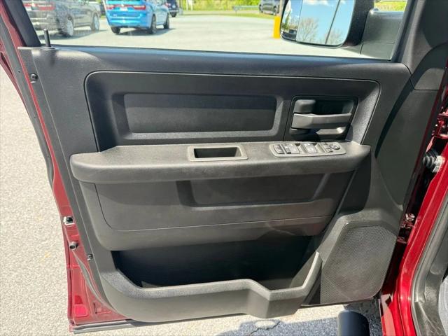2022 Ram 2500 Tradesman Crew Cab 4x4 6'4" Box